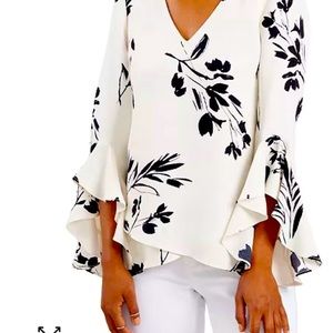 Vince Camuto Sz Petite M Flowy Asian Inspired Blousr